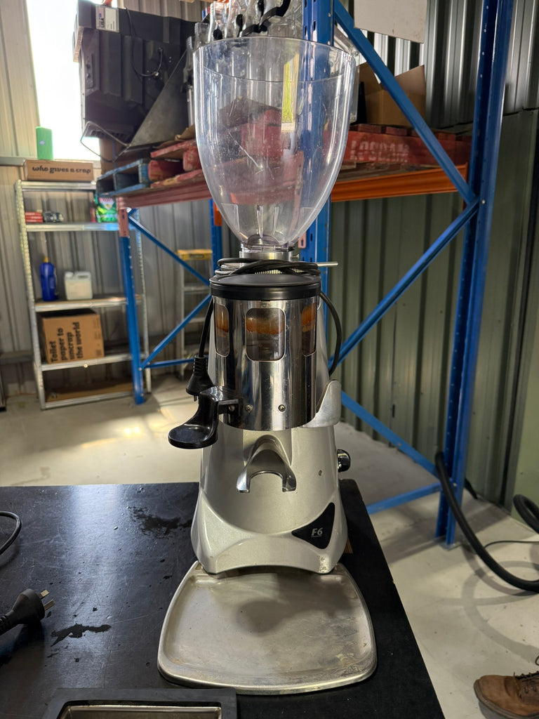 Fioirenzato F6 Manual Doser - Silver *Needs a new hopper