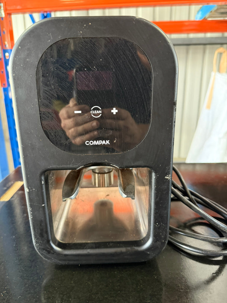 Compak Cube Auto Tamp - Matte Black